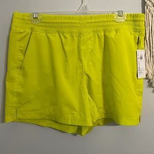 Old Navy StretchTech shorts NWT. Inseam is 3 inches